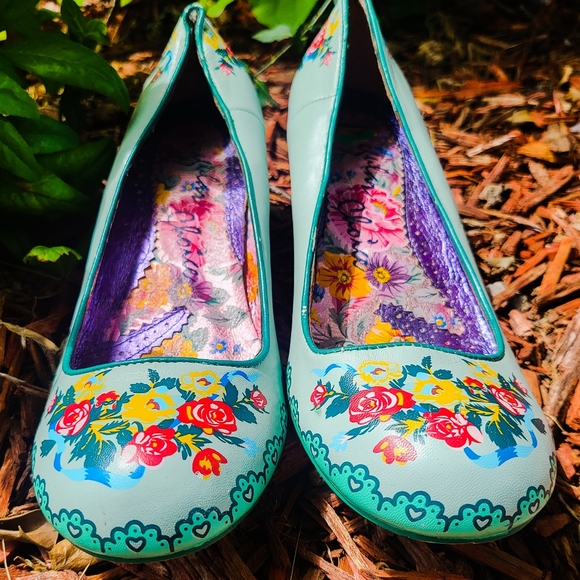 IRREGULAR CHOICE UNIQUE BLUE PUMPS WITH TOE HEEL!CLEARANCE TODAY UNTIL TOMM - Picture 2 of 10